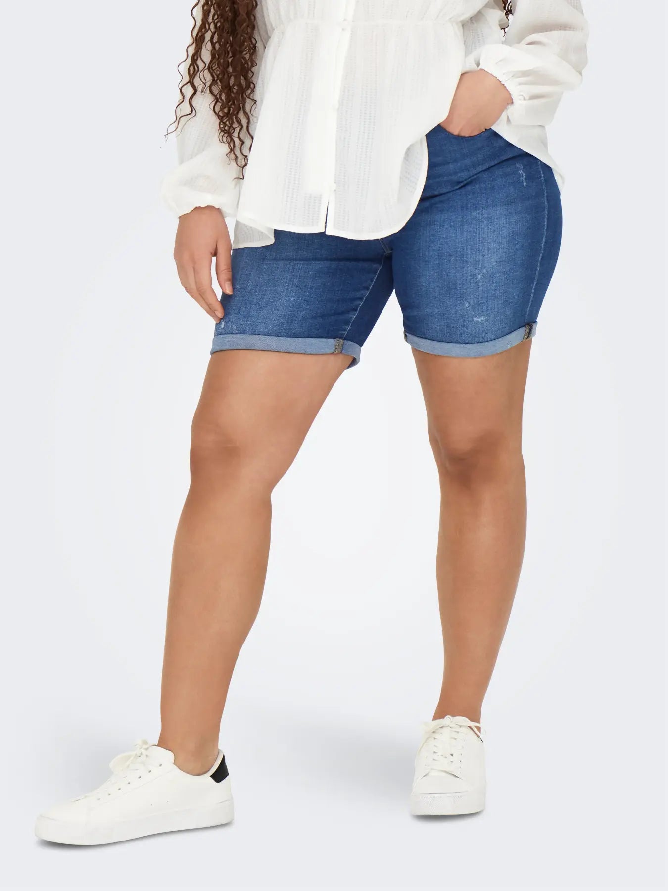ONLY CARLAOLA REG DEST DNM SHORTS - Medium Blue Denim