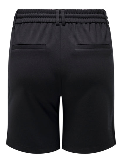 ONLY Carmakoma CARGOLDTRASH Long Shorts | Black
