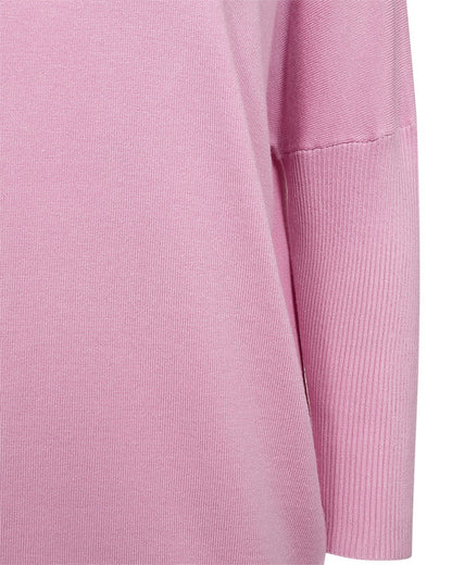 closeup af lyserød strik med 3/4 ærmer i rib. Freequent Lilac Sachet FQJONE-PU