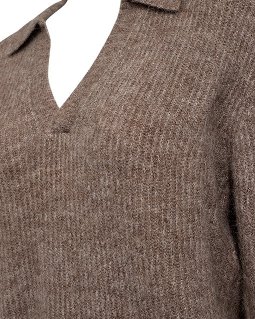 brun strik pullover med v-hals og krave. Freequent FQHILL-PULLOVER Morel Melange