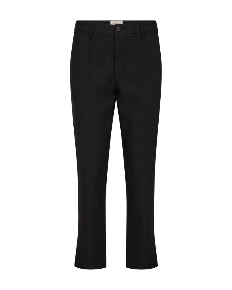 klassiske sorte bukser med smal pasform. Freequent Black FQMAYA-PANTS