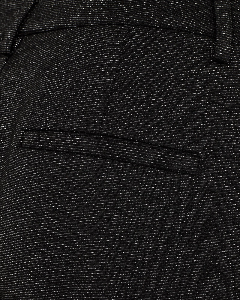 Glitrende sorte bukser med baglomme fra Freequent FQNANNILUX-PANTS Black w. Silver