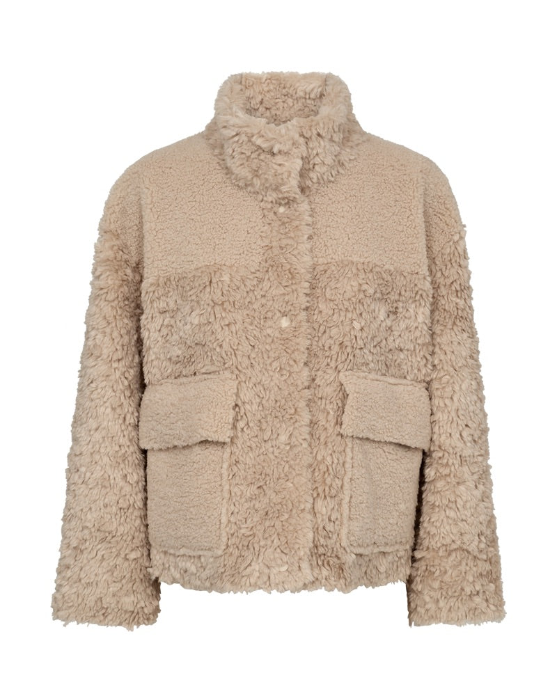 vendbar beige jakke i ruskind og faux fur med frontlommer. Freequent FQBAMBI-JACKET Moonbeam