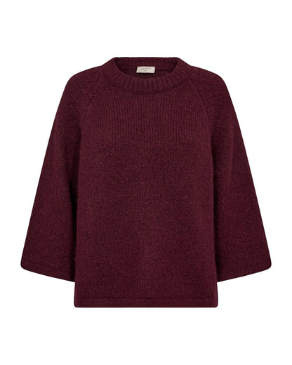 vinrød strik med 3/4 ærmer. Freequent FQGRSLULU-PULLOVER Port Royale Melange