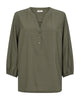 grøn bluse med v-hals og 3/4 ballonærmer. Freequent FQPENNY-BLOUSE Deep Lichen Green