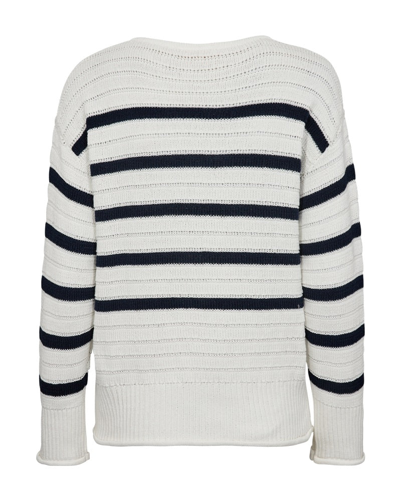 ryggen af stribet strik i hvid/blå med brede ribkanter og snøre ved halsudskæringen. Freequent Star Off-white Navy Blazer FQSAIL-PULLOVER