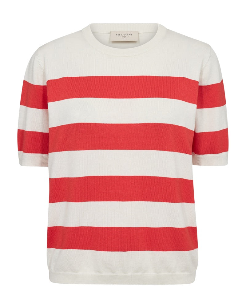 kortærmet hvid t-shirt med brede røde striber. Freequent Off-white Bittersweet FQPIXIE-PULLOVER