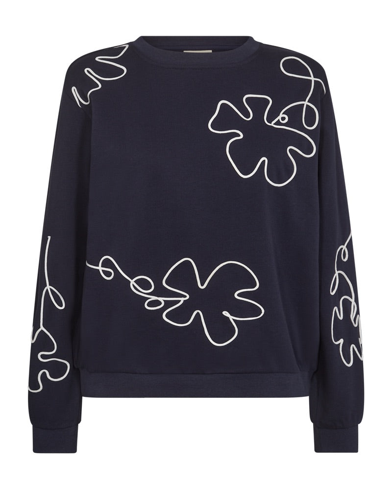 blå sweatshirt med rund hals og blomstermønster i hvidt outline broderi. Freequent FQNALE-PULLOVER Navy Blazer w. Star Off-white