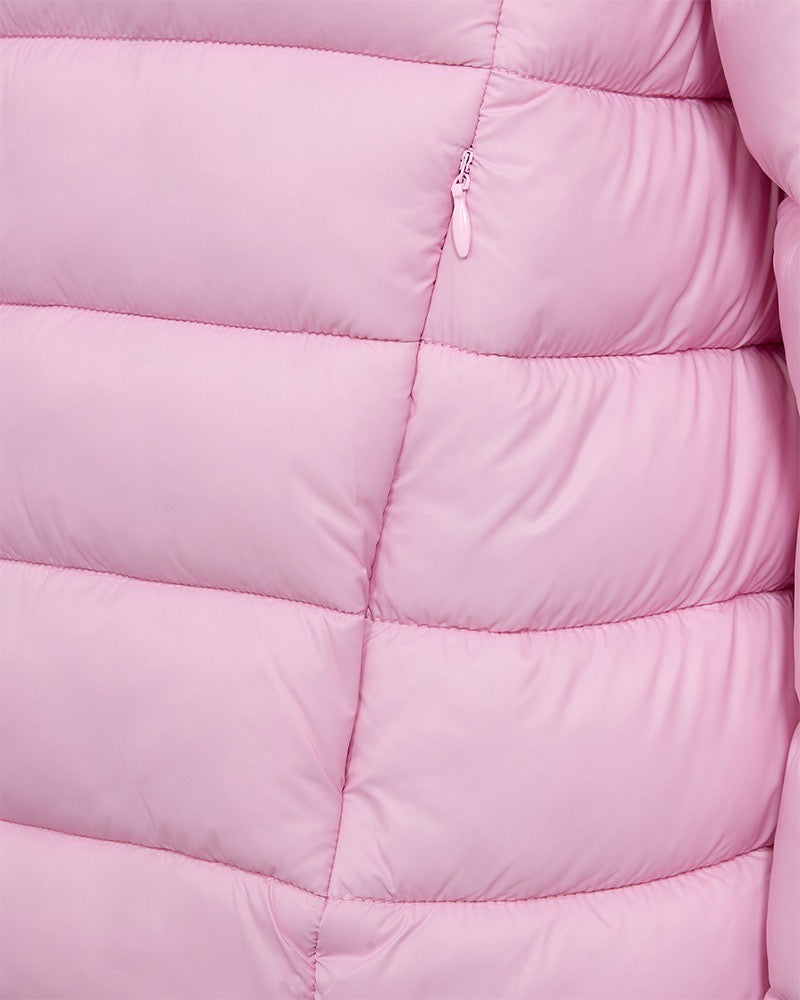 closeup af lynlåslomme på kort lyserød vatteret jakke med høj krave Freequent Lilac Sachet FQTOPPER-JACKET