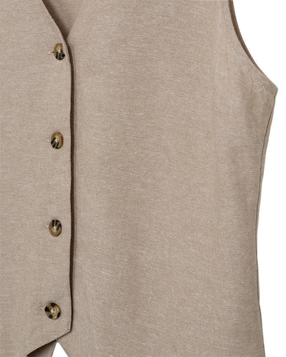 closeup af beige vest med v-hals og knappelukning foran Freequent Sand melange FQLAVA-WAISTCOAT