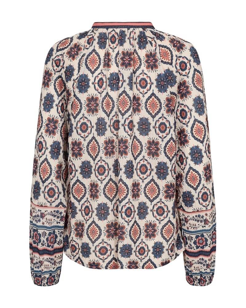 ryggen af mønstret bluse Freequent FQNOMES-BLOUSE Moonbeam w. Baked Apple