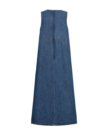 ryggen af lang denimkjole uden ærmer. Freequent FQLISEA-DRESS Medium Blue Denim