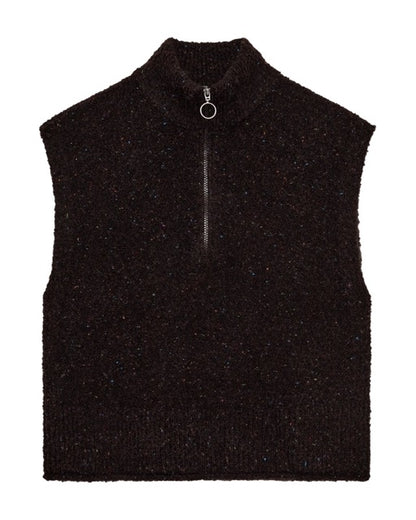 brun strik vest med høj krave og lynlås. Freequent FQGRSNEMES-WAISTCOAT Coffee Bean Melange