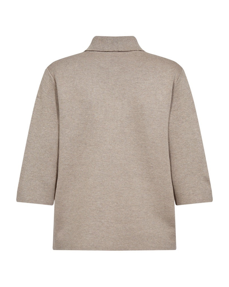 ryggen af beige t-shirt med skjortelook og halvlange ærmer. Freequent FQANI-PULLOVER Simply Taupe Mel