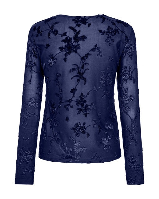 blå mesh bluse med blomster detaljer. Freequent FQBISKA-BLOUSE Patriot Blue