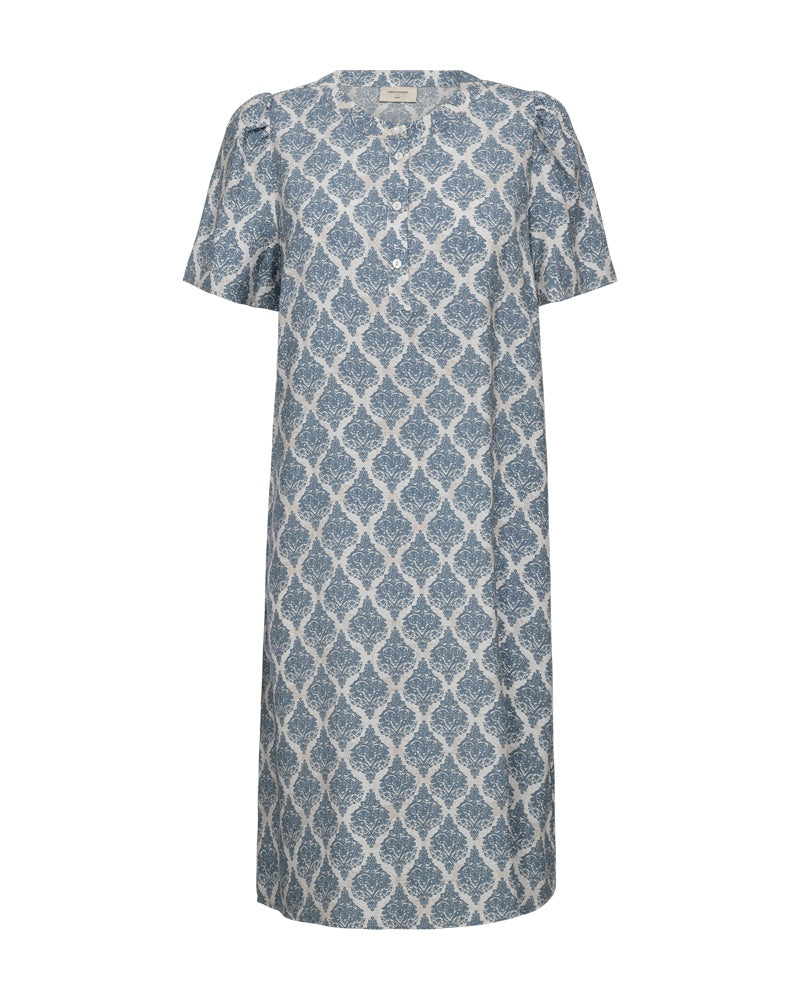 kortærmet mønstret blå kjole Freequent FQABY-DRESS Star Off-white China Blue