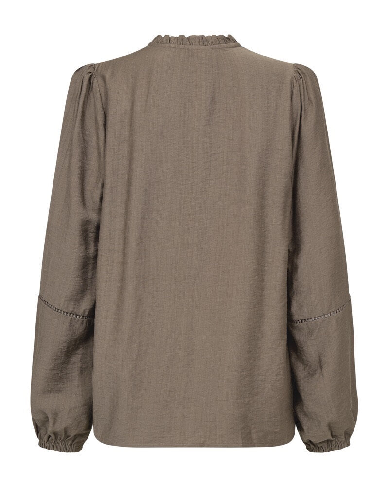 ryggen af brun bluse Freequent FQANTINA-BLOUSE Morel