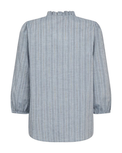 let blå bluse med diskrete striber. Freequent FQNALEEN-BLOUSE Vintage Indigo Melange