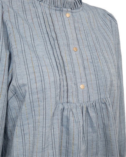 let blå bluse med diskrete striber. Freequent FQNALEEN-BLOUSE Vintage Indigo Melange