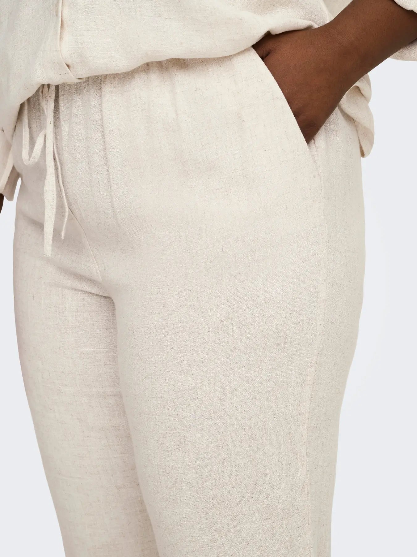 ONLY Carmakoma CARSIESTA HW PULL-UP LINEN PANT | Moonbeam