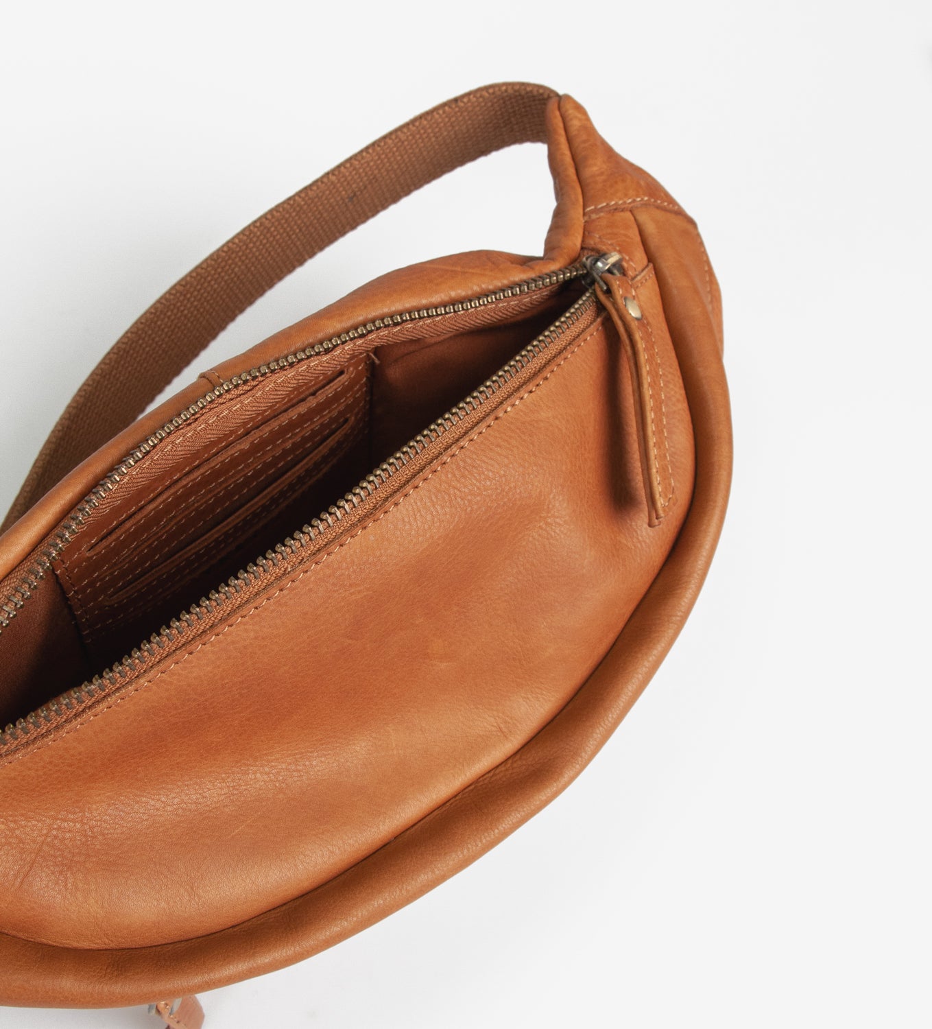 TREATS Cognac Rita Leather Bumbag