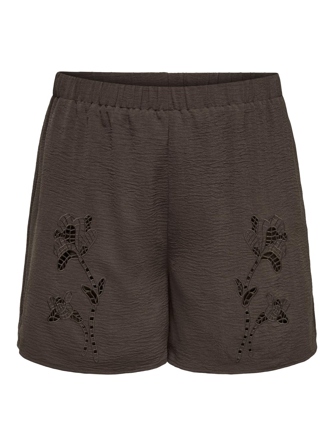 Only Carmakoma - Metta - Shorts - Chocolate Martini