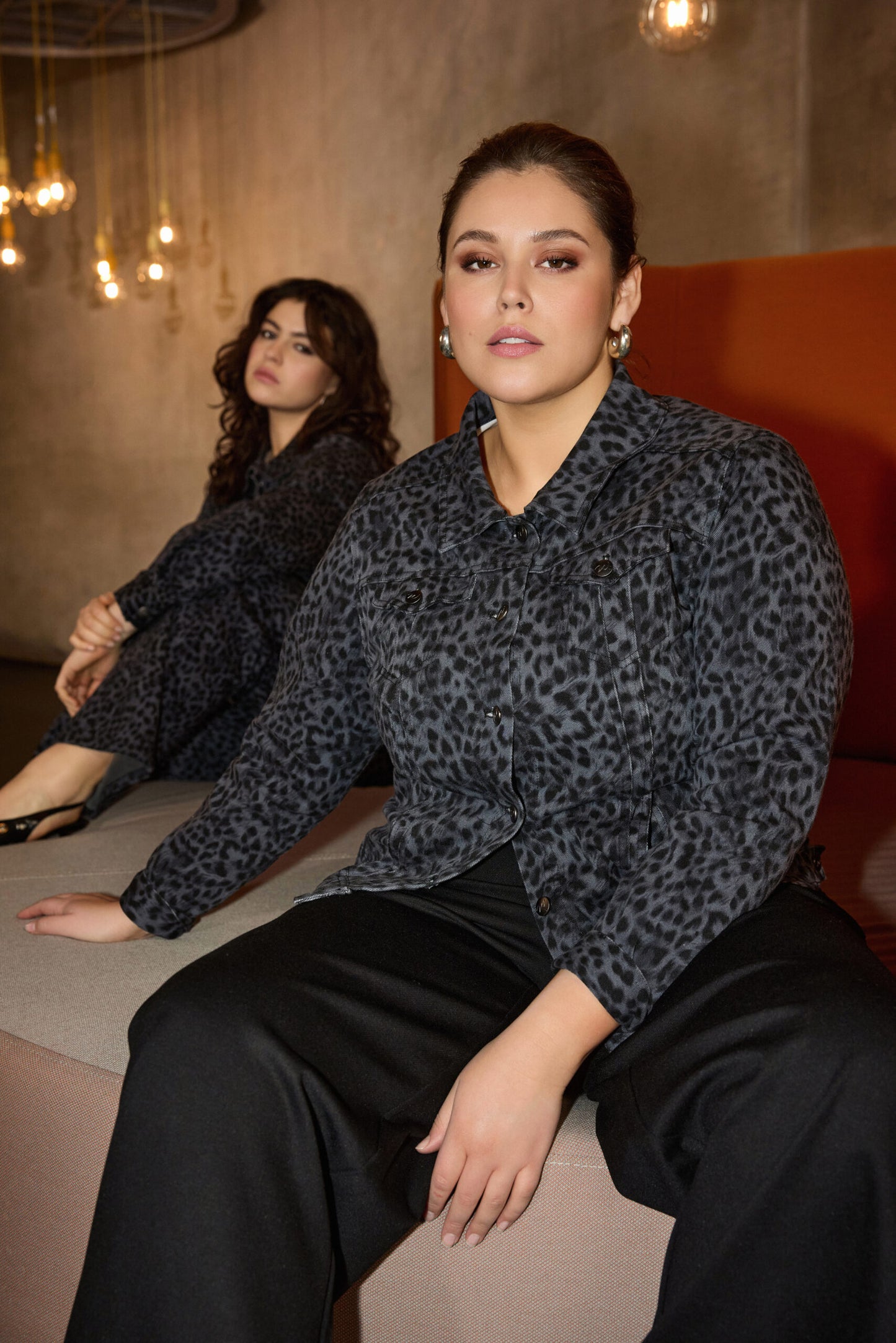 Wasabi WA-NOELLE 4 | 9999C BLACK COMBI